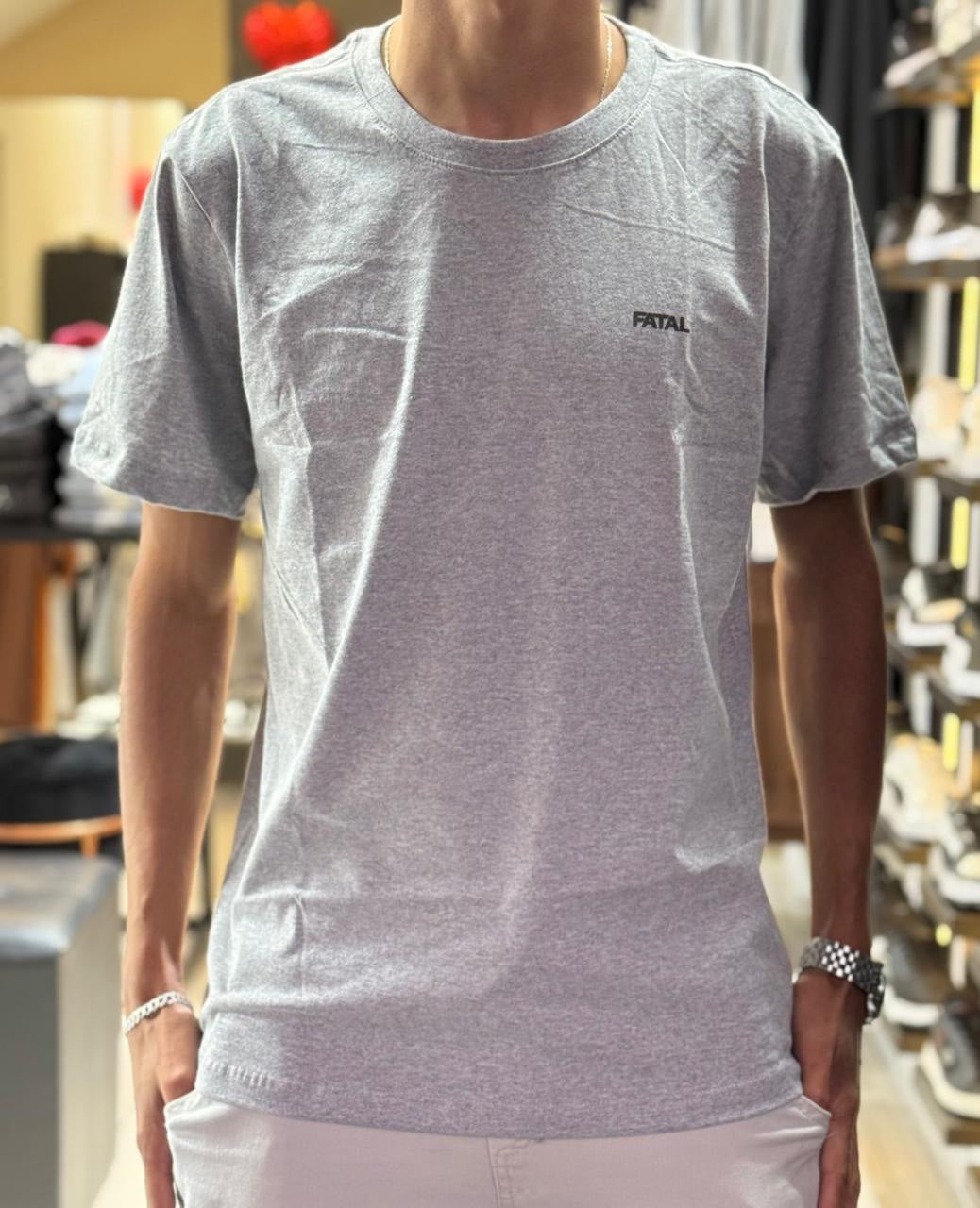 Camiseta Fatal est Newton