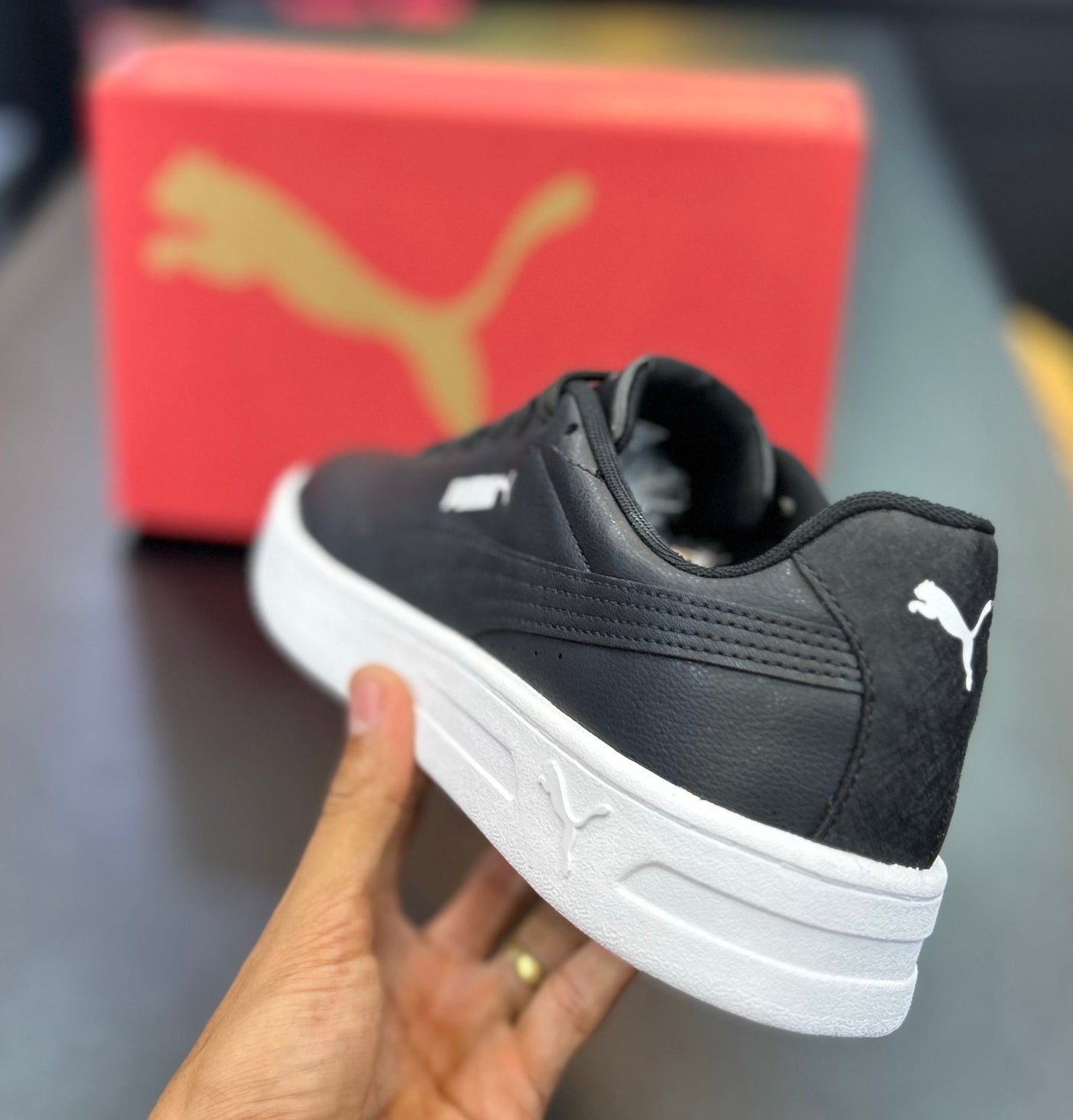 Tênis puma court Classic clean Black