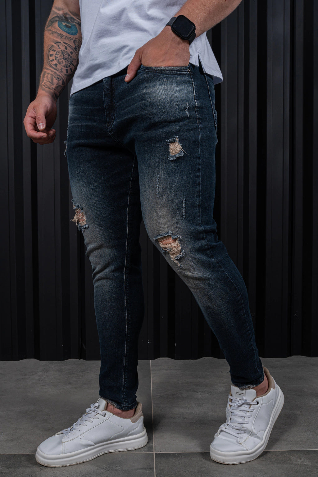 Calça Skinny Destroyed Escura