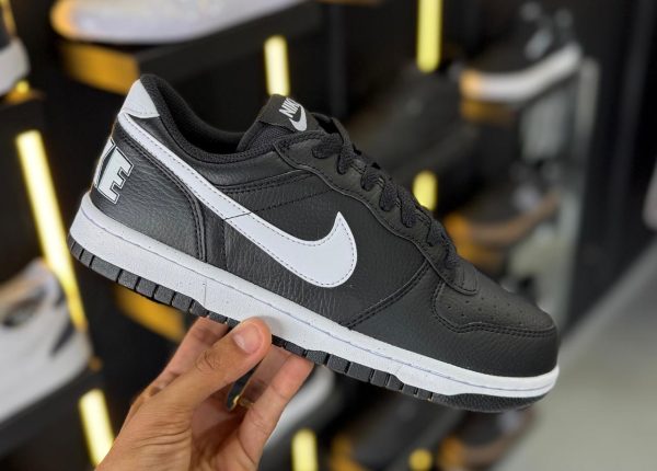 Tênis Nike Big low Preto/Branco