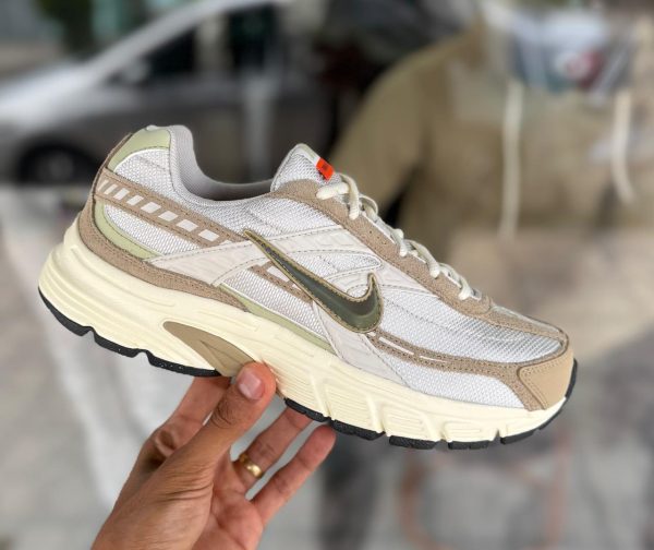 Tênis Nike Initiador Bege
