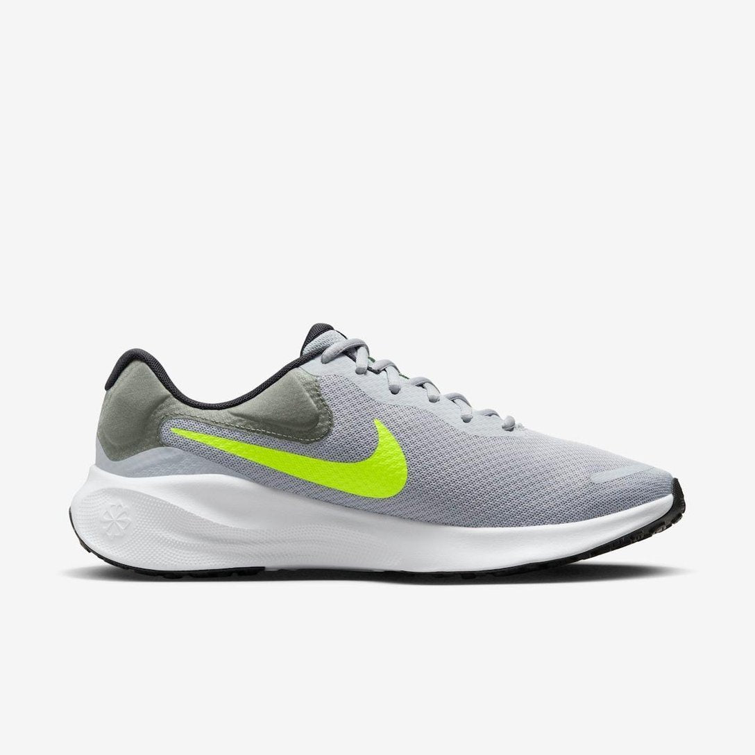 Tênis Nike Revolution 7 - QUEIMA DE ESTOQUE