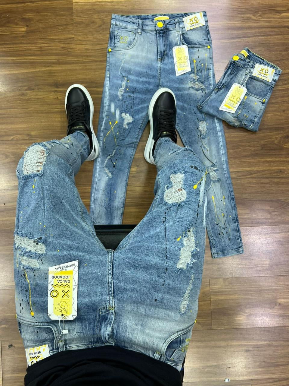 Calça Brow Jeans rasgada jeans