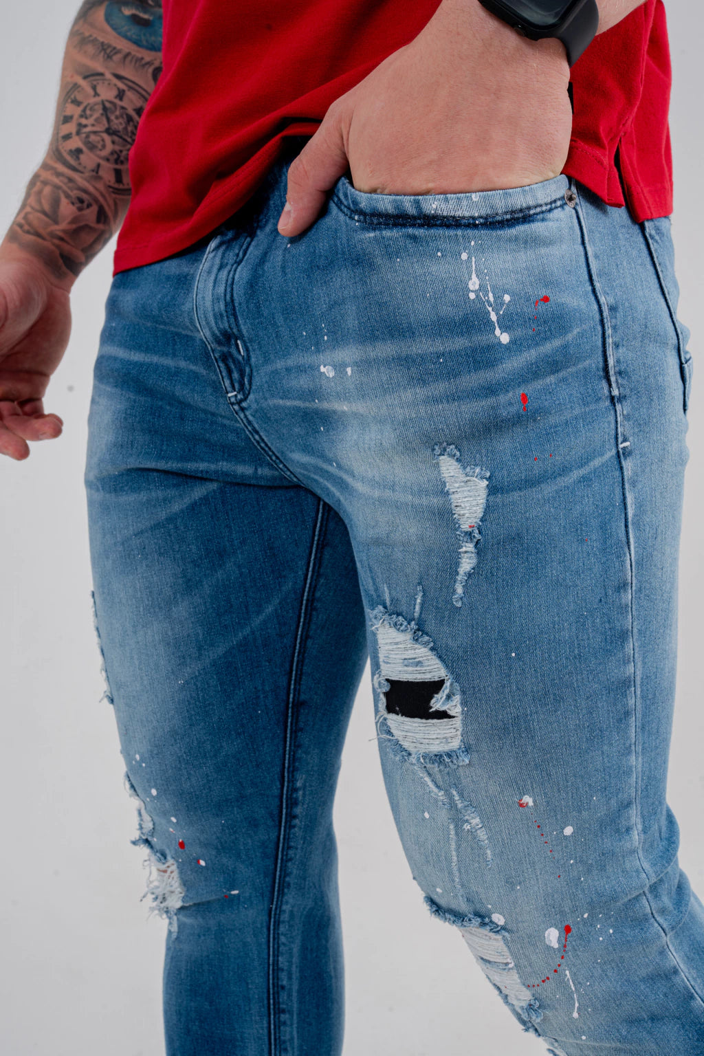 Calça Skinny Destroyed C/Patch