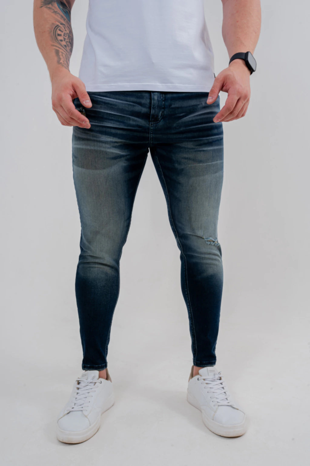 Calça Skinny Destroyed