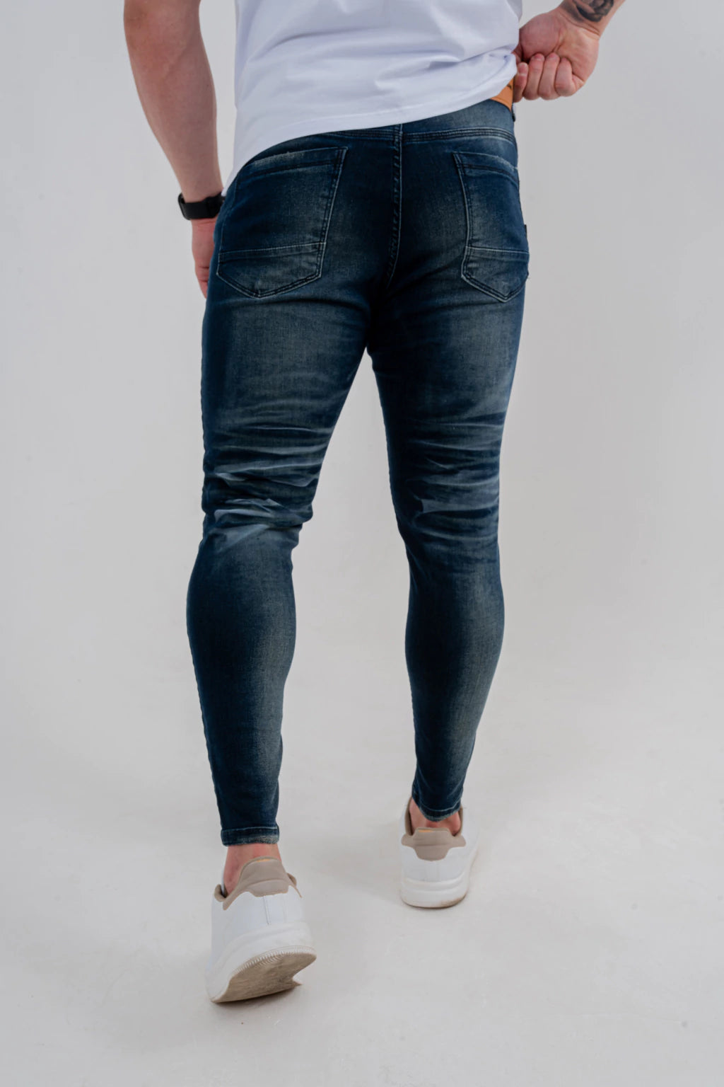 Calça Skinny Destroyed