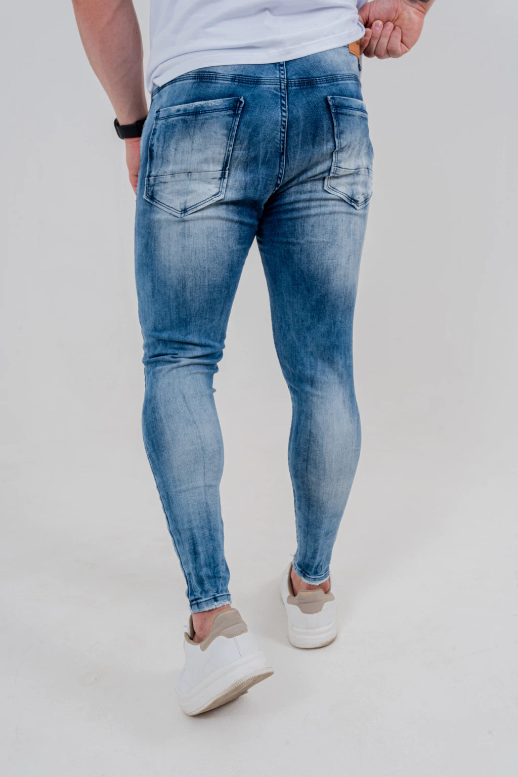 Calça Skinny Bigode Laser