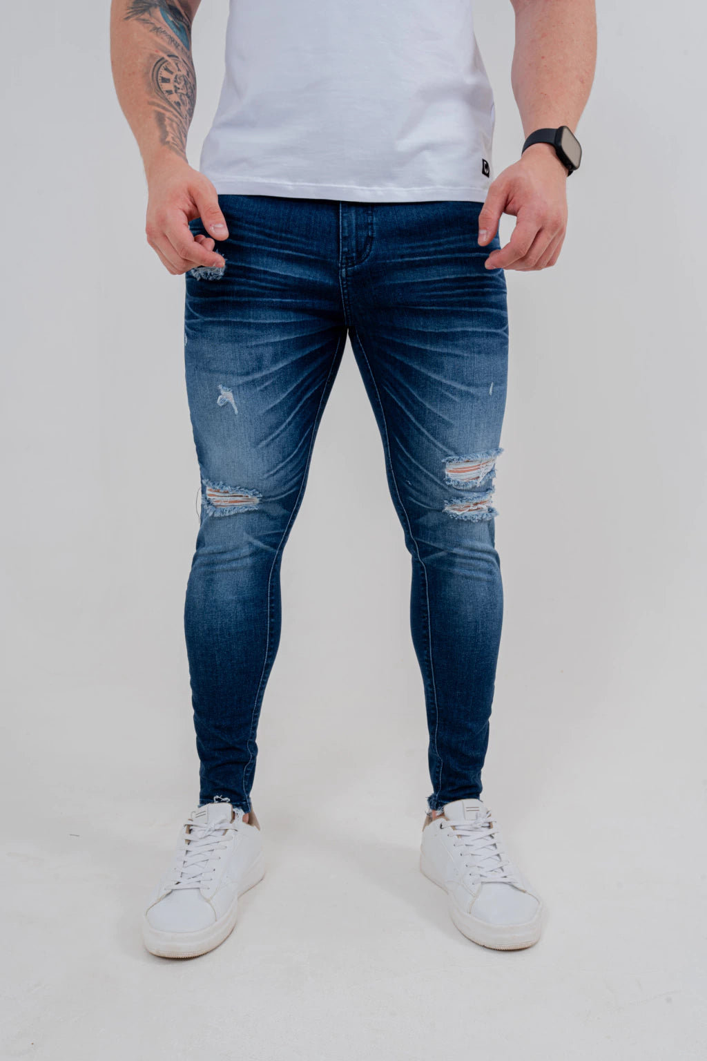 Calça Skinny Destroyed Escura