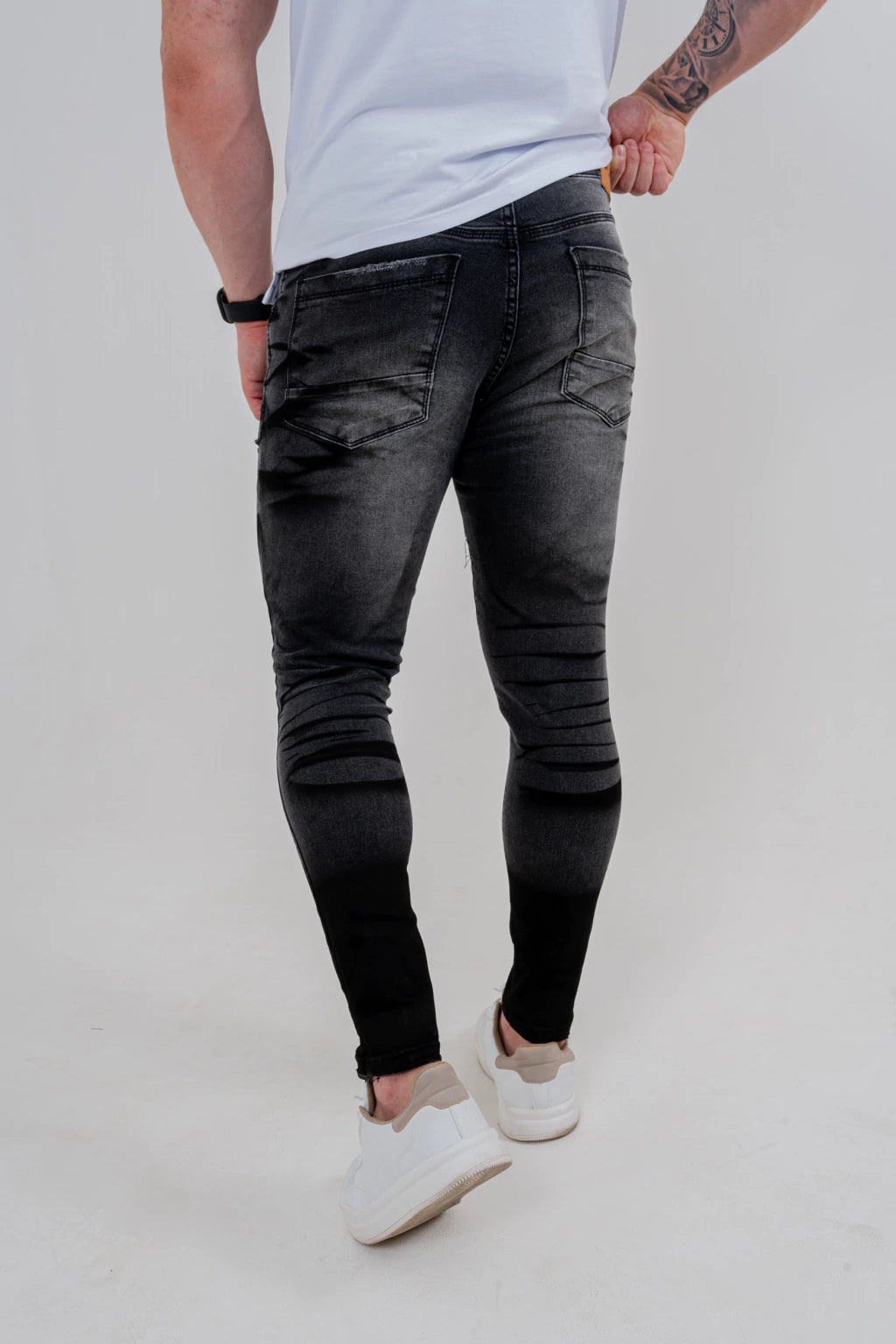 Calça Skinny Destroyed Bigode