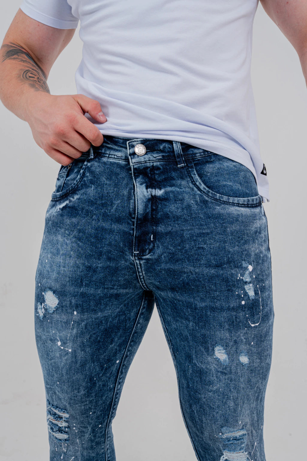 Calça Skinny Destroyed C/Pigm.