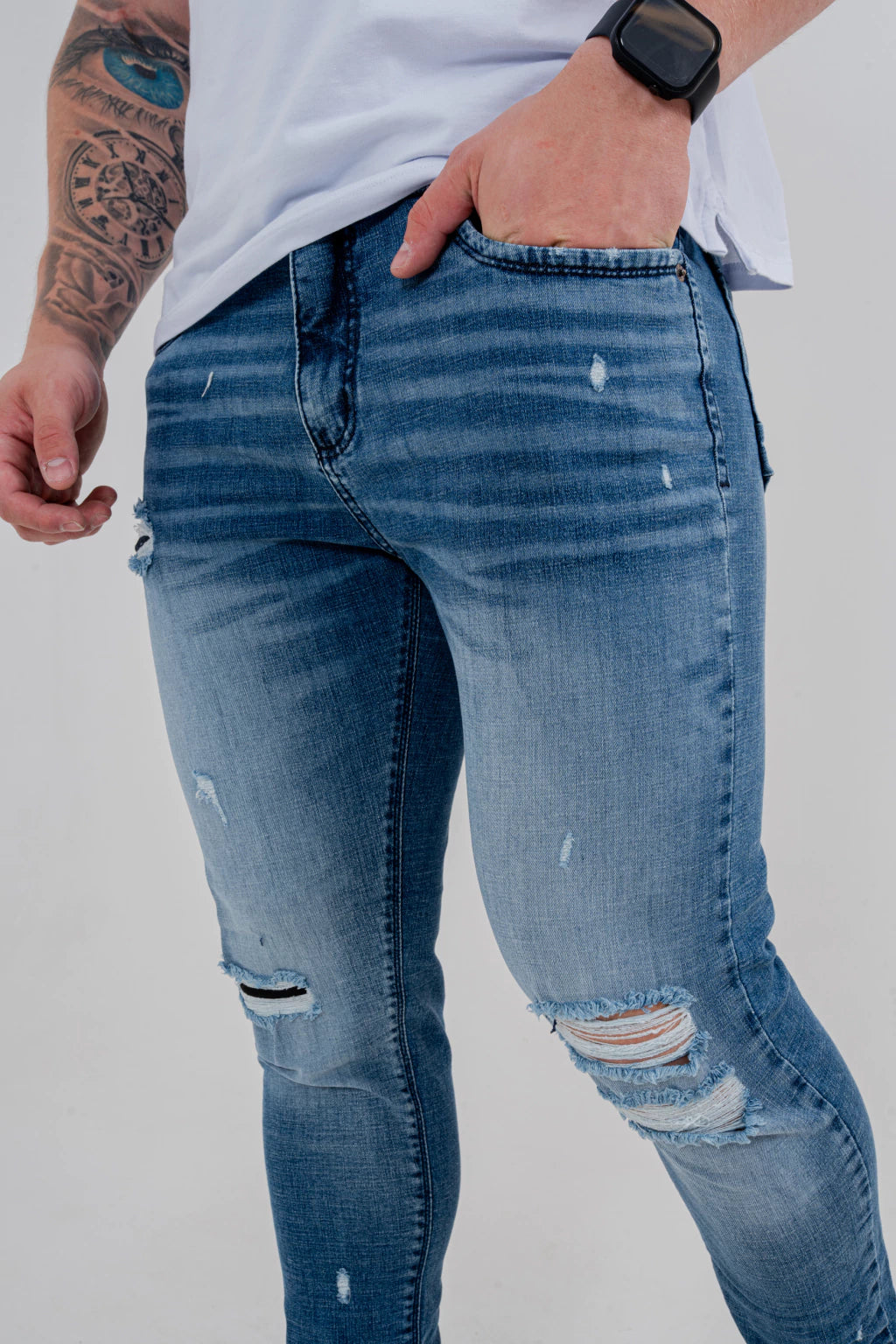 Calça Skinny Destroyed