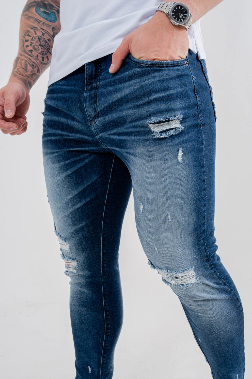 Calça Skinny Destroyed C/ Patch