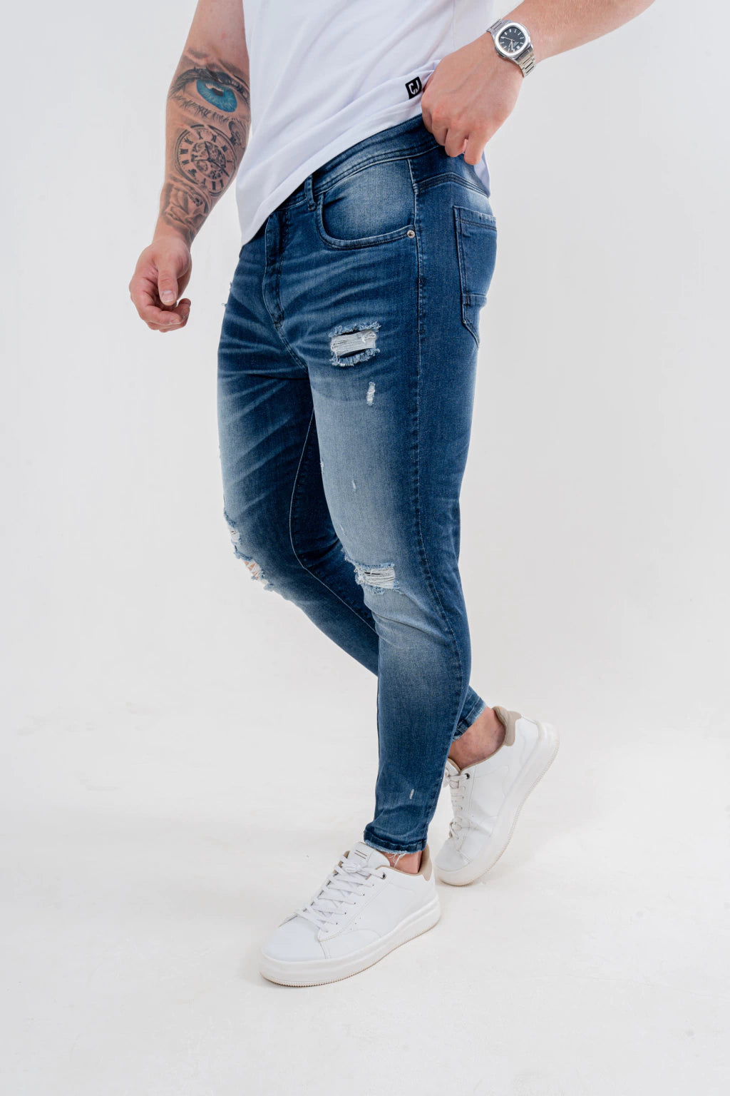 Calça Skinny Destroyed C/ Patch