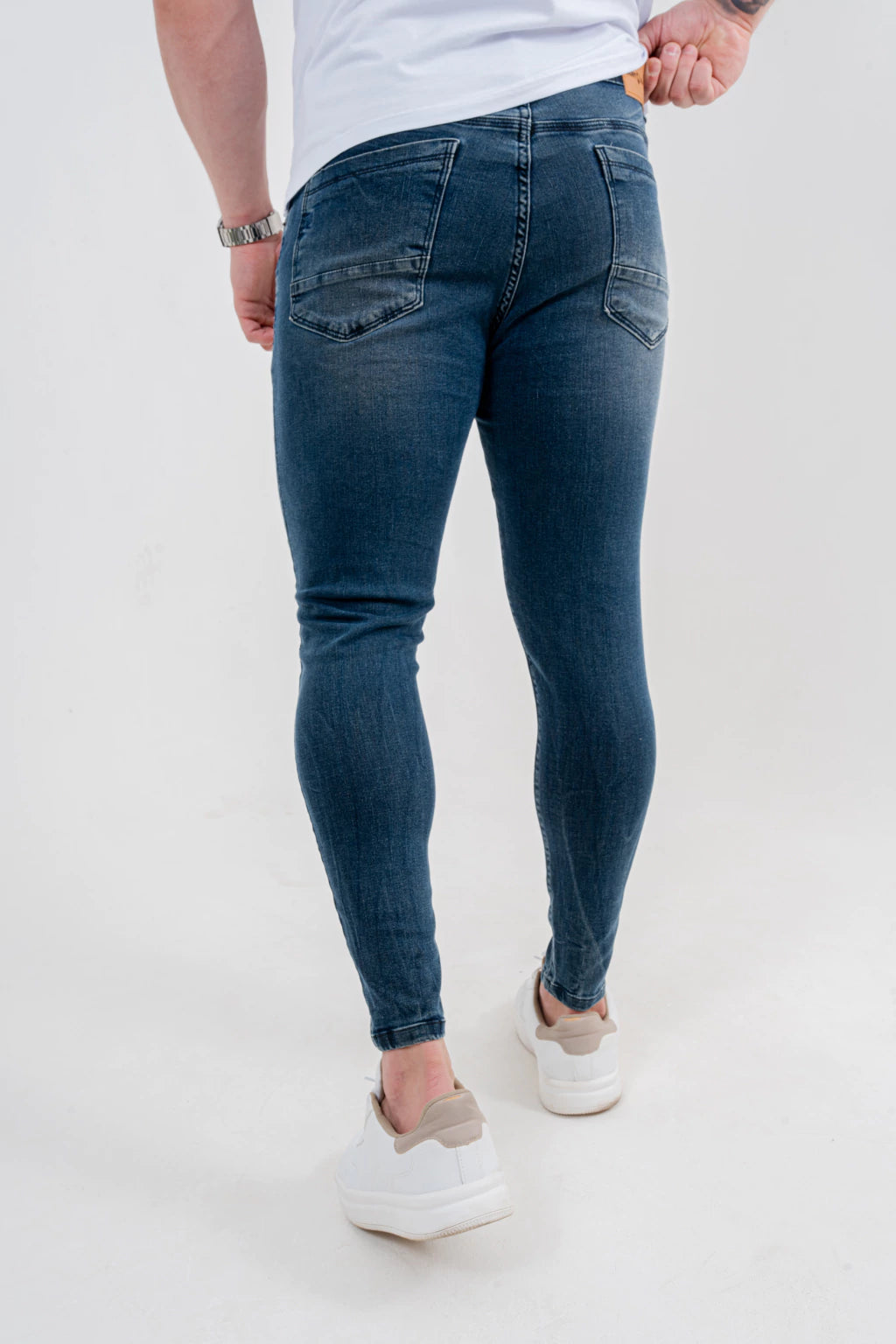 Calça Skinny Destroyed