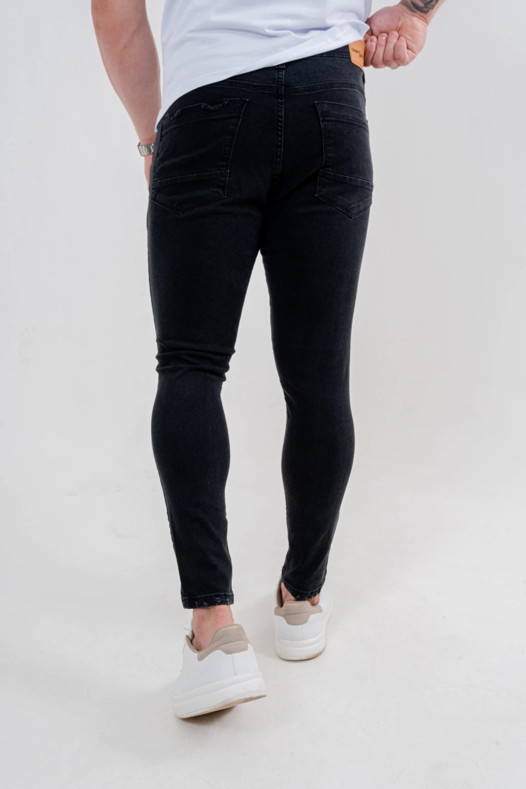 Calça Skinny Destroyed