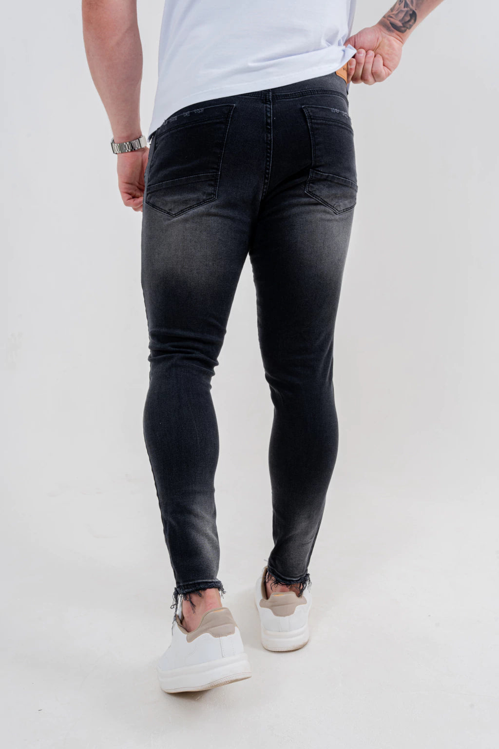 Calça Skinny Destroyed Bigode