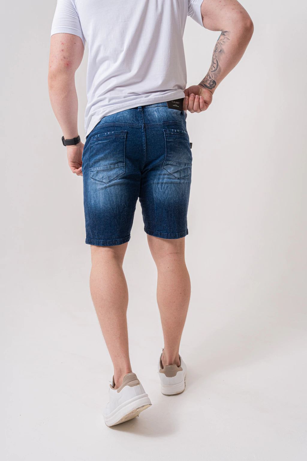 Bermuda Skinny Destroyed Escura