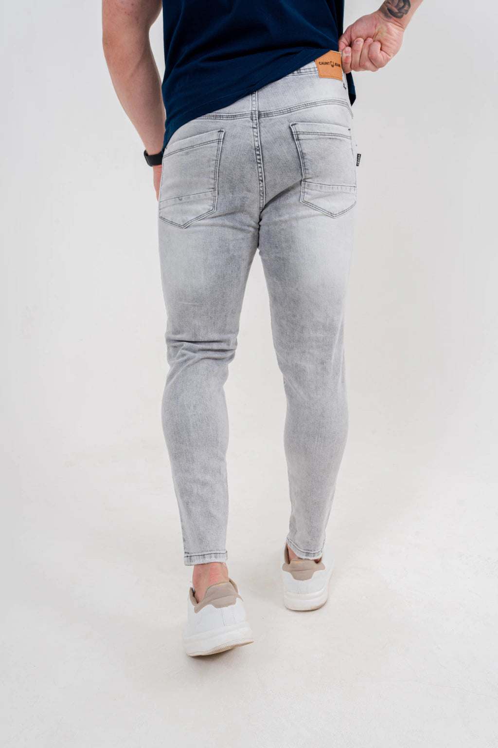 Calça Jeans Skinny Destroyed