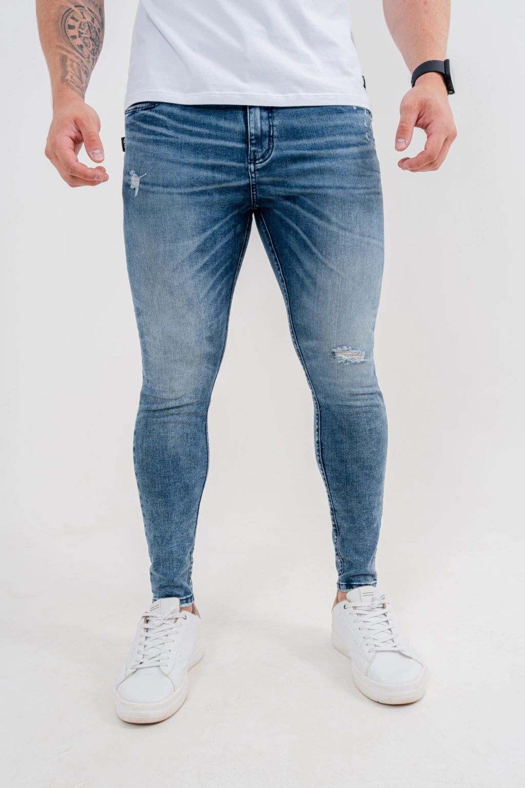 Calça Jeans Skinny Destroyed