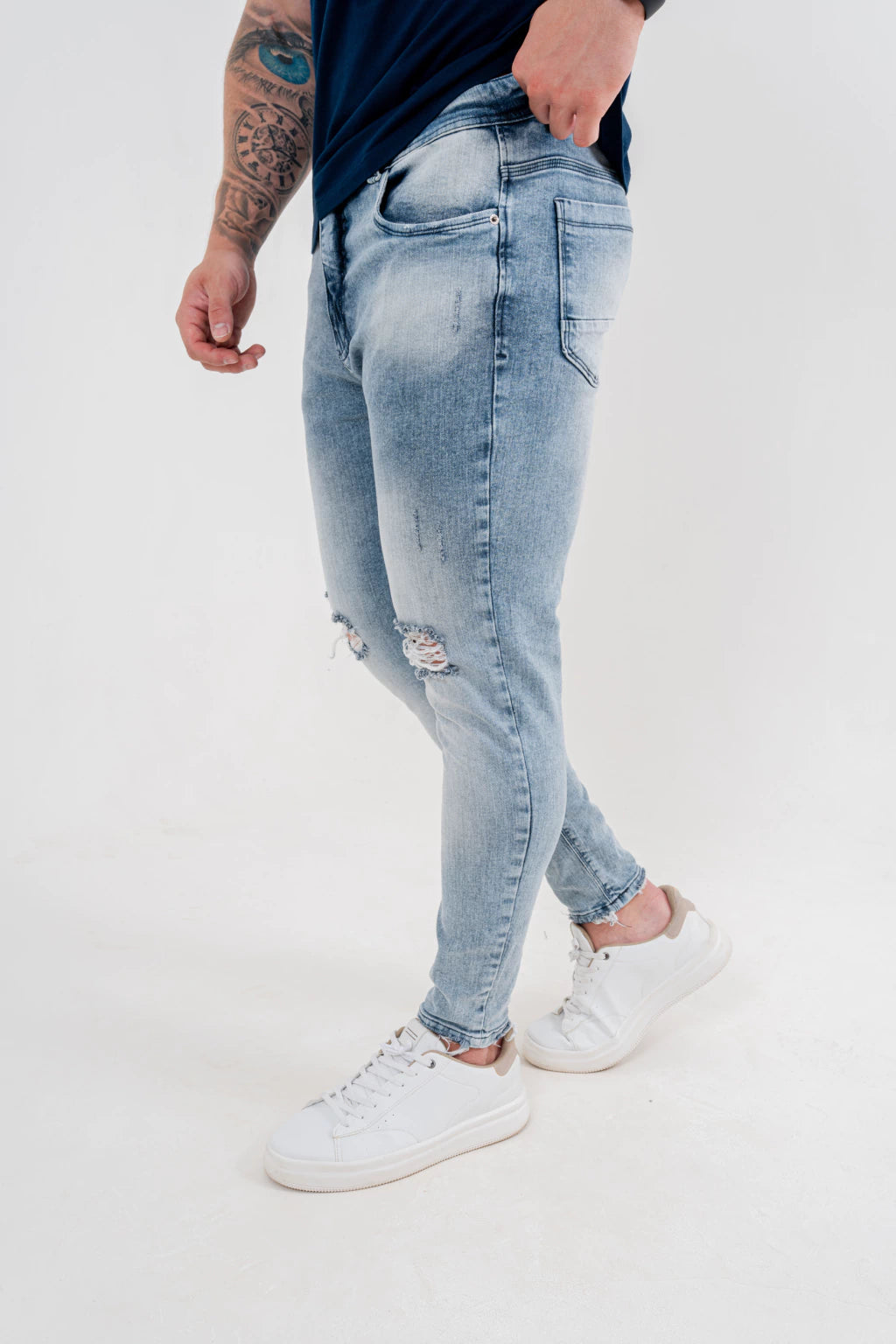 Calça Skinny Destroyed