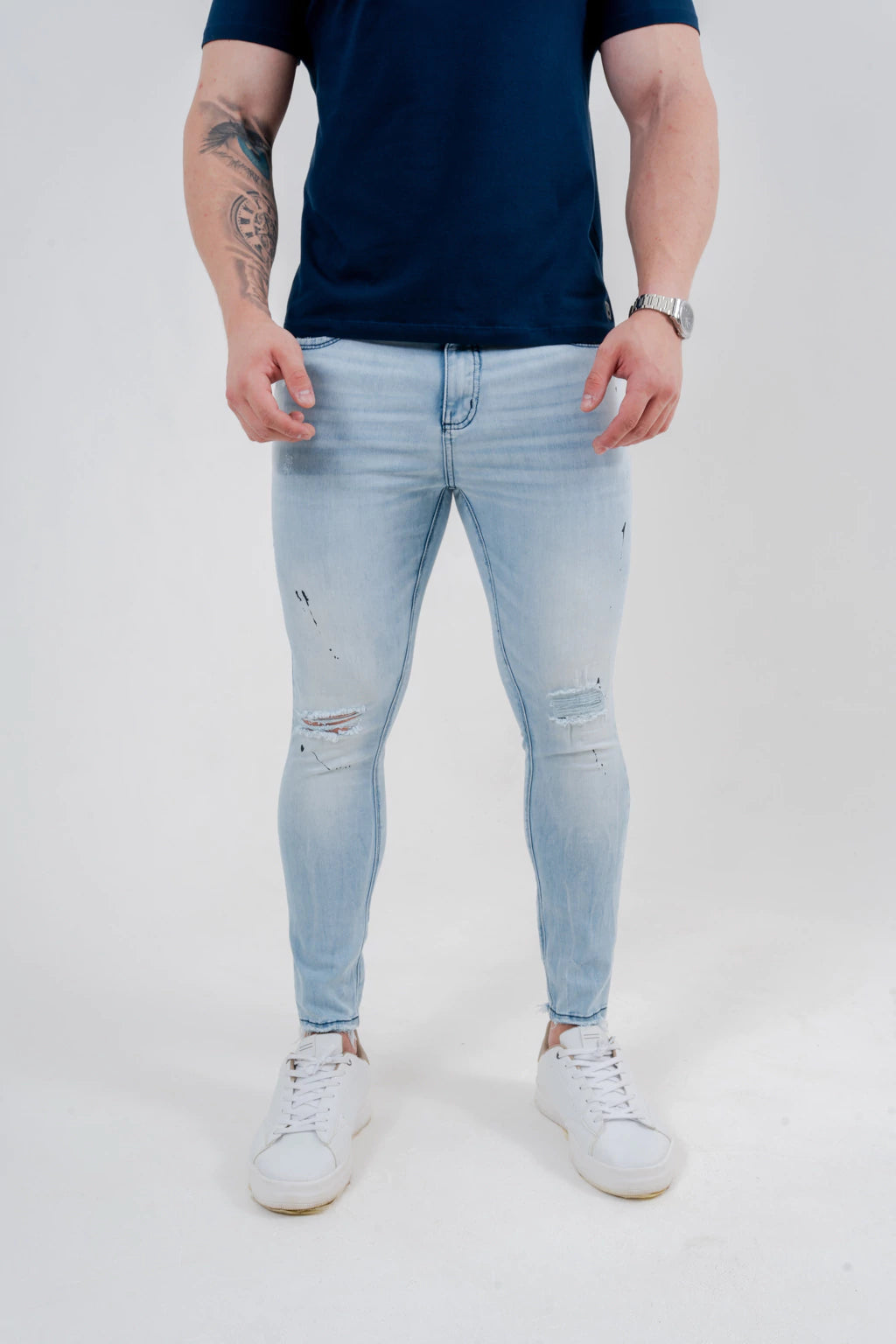 Calça Skinny Destroyed C/Pigmento