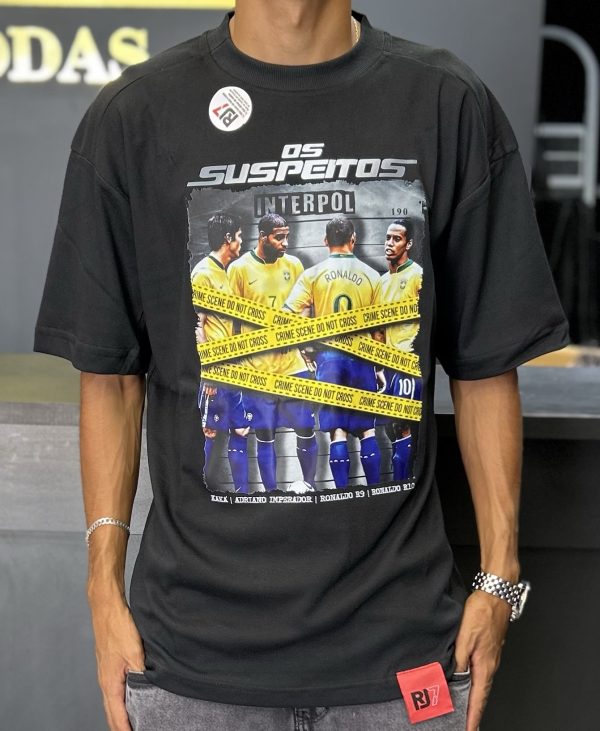 Camiseta oversized RJ7 os suspeitos