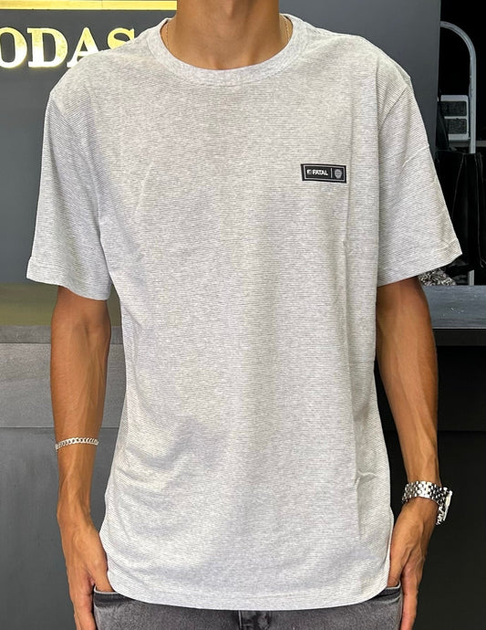Camiseta fatal est saylor cinza