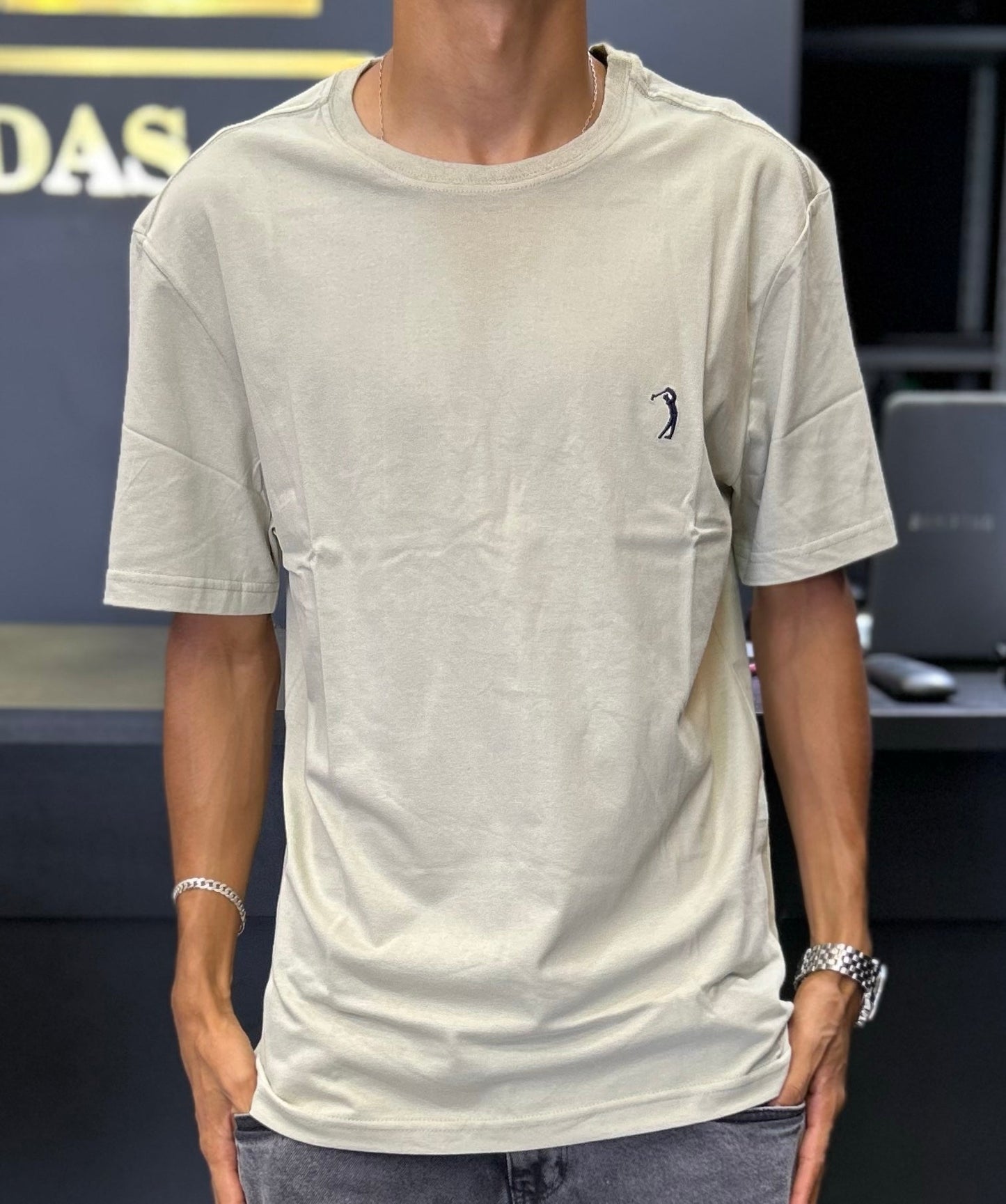 Camiseta Aleatory gola careca