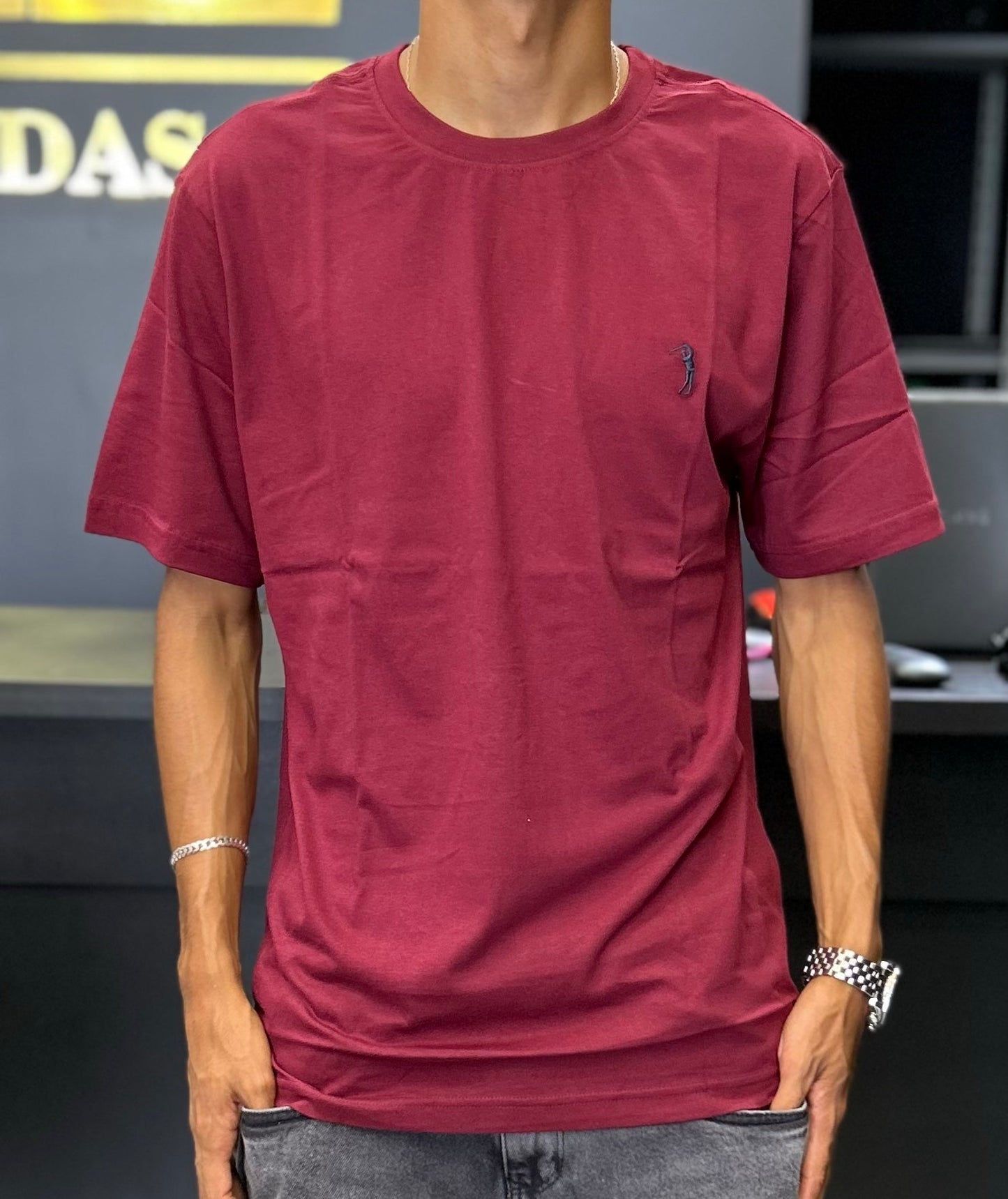 Camiseta Aleatory Gola careca básica