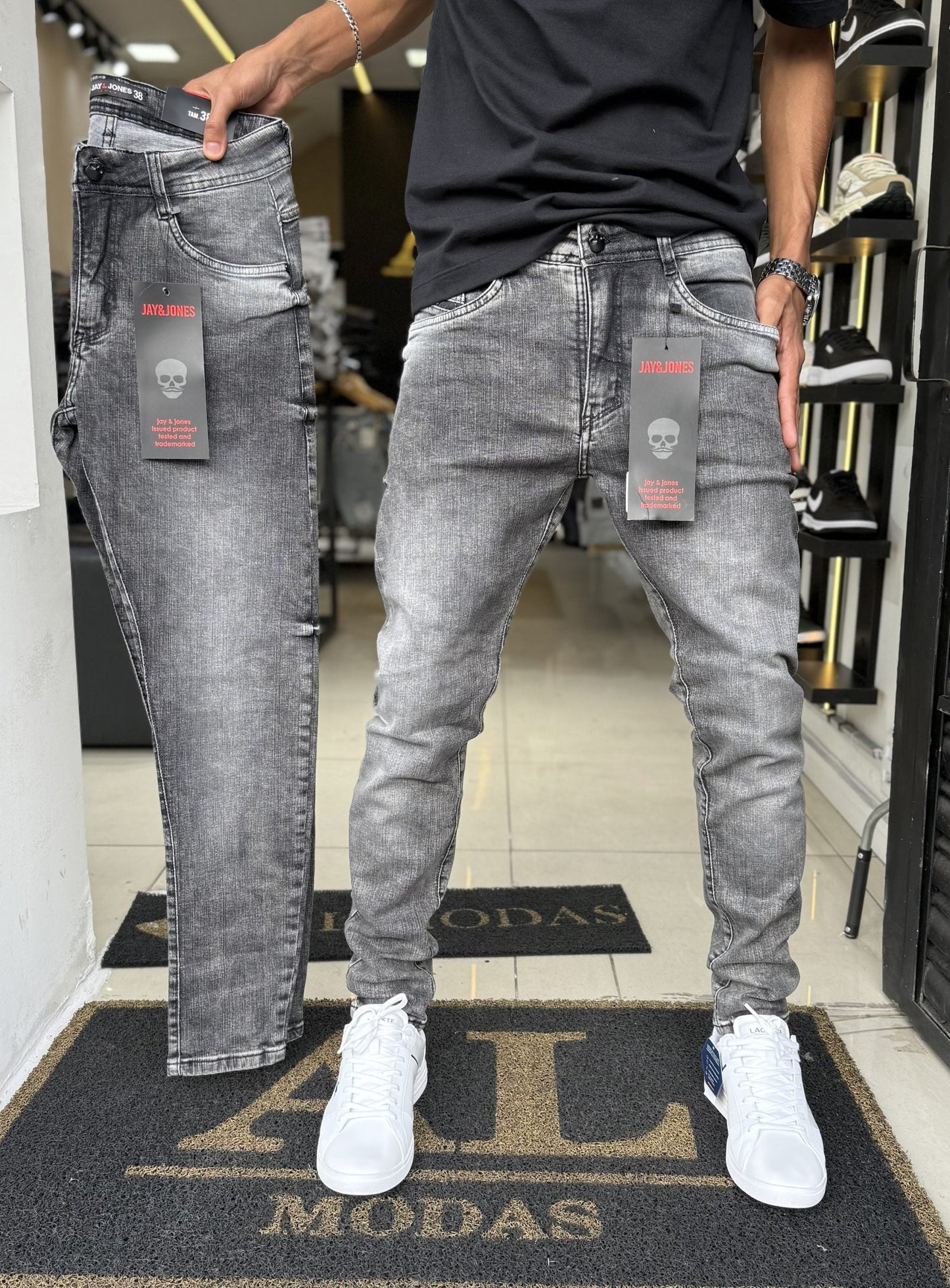Calça JAY e JONES cinza lisa
