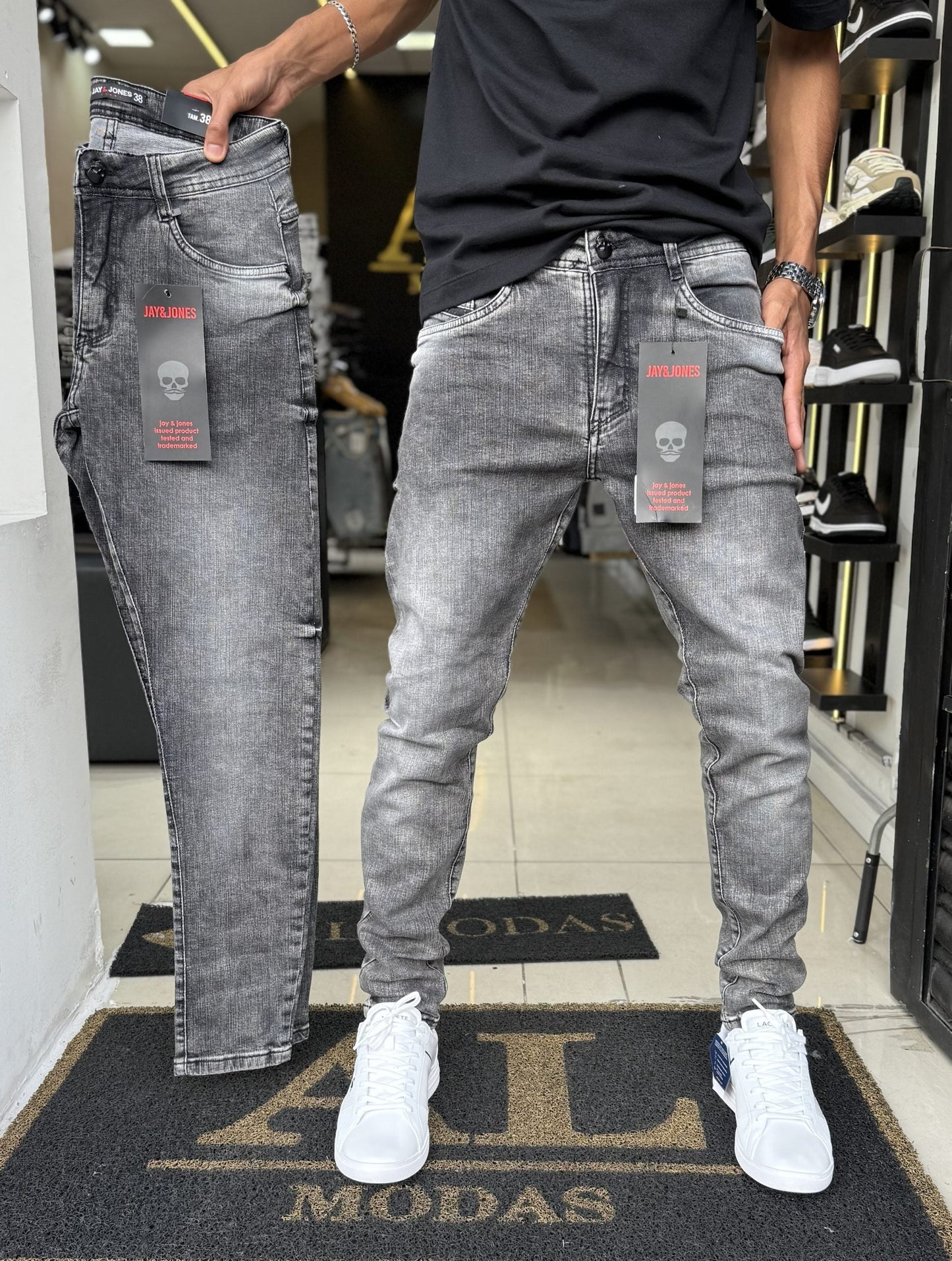 Calça JAY e JONES cinza lisa