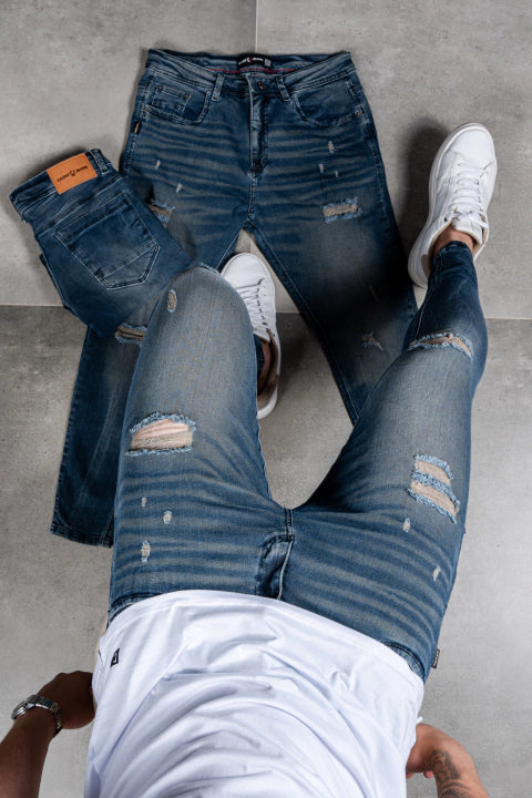 Calça Skinny Destroyed